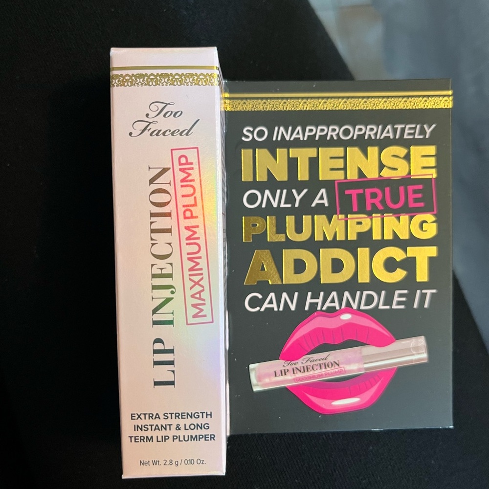 Too Faced Lip Injection Extreme - Picture 2 of 3